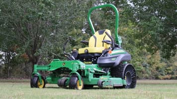 Main image John Deere Z930M